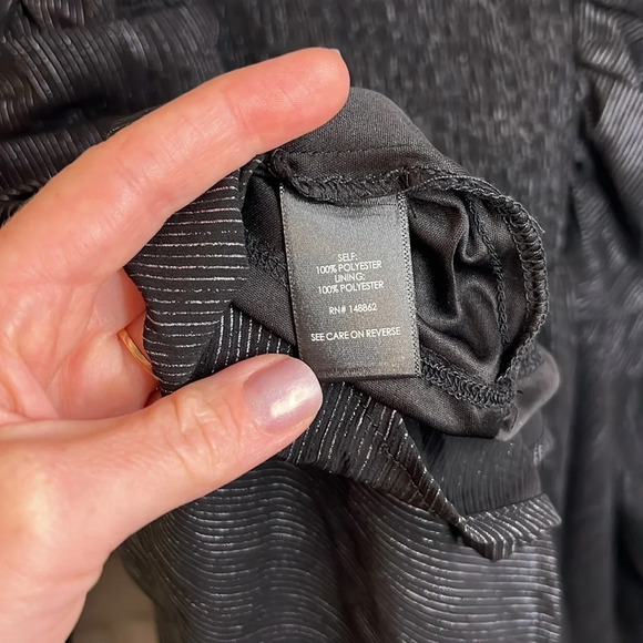 Torrid Black Peplum Keyhole Smocked Blouse, Women’s Size Large - Picture 9 of 10